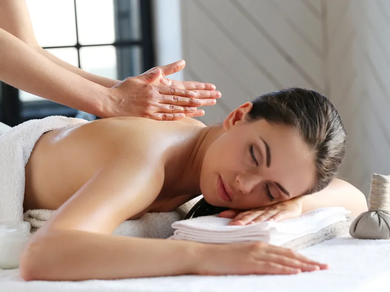 How Therapeutic Massage works at Melbourne Chiropractic Spine & Injury Center