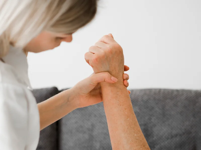Chiropractic care for neuropathy at Melbourne Chiropractic Spine & Injury Center in Palm Bay